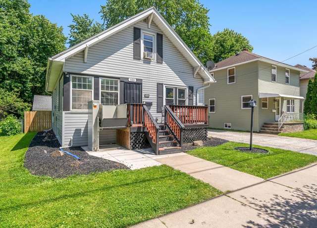 Property at 500 S Pierce Ave, Appleton, WI 54914, 4 beds, 1.5 baths