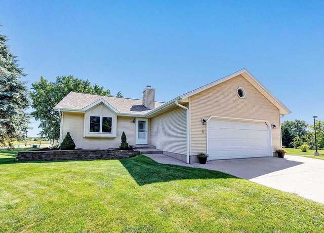 Property at 1788 Belmont Rd, Green Bay, WI 54313, 3 beds, 3 baths