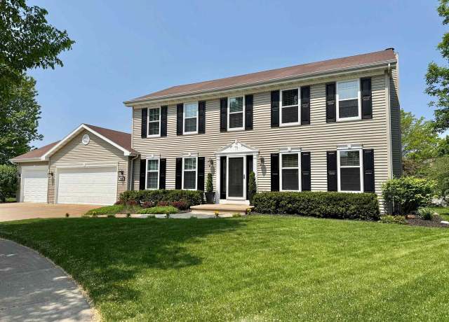 Property at 4333 N Woodridge Dr, Appleton, WI 54913, 4 beds, 3 baths