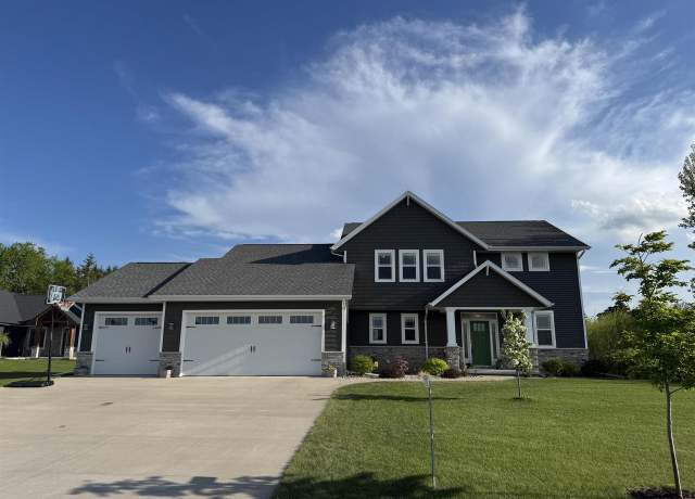 Property at W6825 Melony Ct, Greenville, WI 54942, 4 beds, 2.5 baths