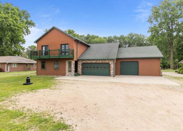 Property at 6764 Lee Harbor Ln, Oshkosh, WI 54902, 3 beds, 2.5 baths