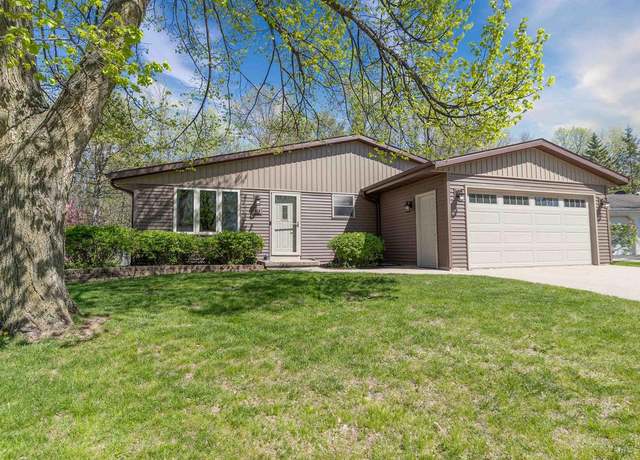 Property at 68 Solar Cir, Appleton, WI 54915, 3 beds, 2 baths