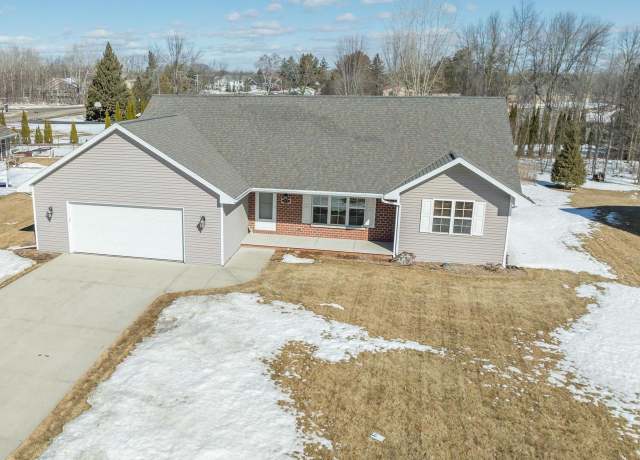 Property at 2576 Honey Clover Ct, Green Bay, WI 54313, 3 beds, 2 baths