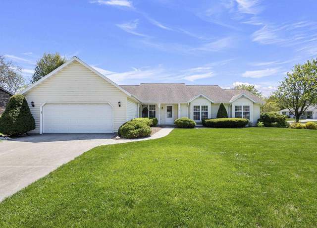 Property at 1053 Trailwood Dr, De Pere, WI 54115, 3 beds, 2.5 baths