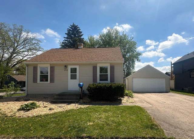 Property at 1532 N Mcdonald St, Appleton, WI 54911, 2 beds, 1 bath