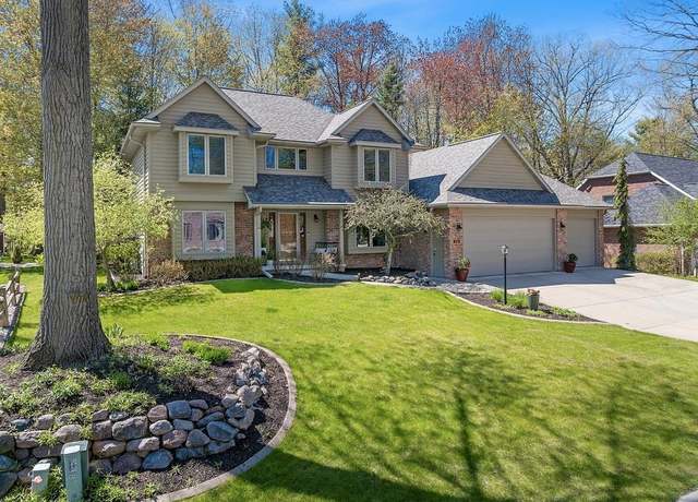 Property at 536 Antelope Trl, Green Bay, WI 54313, 4 beds, 2.5 baths
