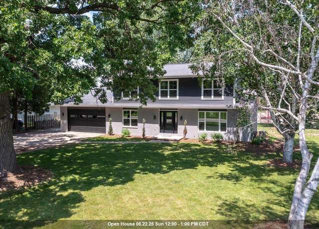 Property at 5927 Oak Lane Dr, Butte Des Morts, WI 54927, 4 beds, 2.5 baths