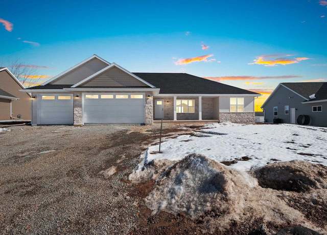 Property at 3633 E Hank Ave, De Pere, WI 54115, 3 beds, 2 baths