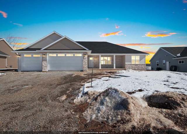 Property at 3633 E Hank Ave, De Pere, WI 54115, 3 beds, 2 baths