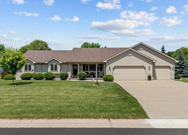 Property at W5982 Strawflower Dr, Appleton, WI 54915, 3 beds, 2.5 baths