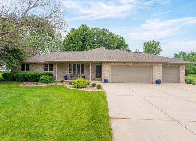 Property at 2893 Woodhaven Cir, De Pere, WI 54115, 3 beds, 3 baths