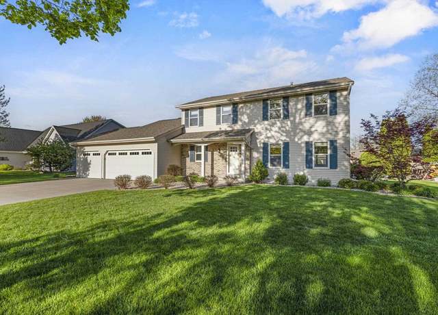 Property at 3600 N Meadowsweet Ln, Appleton, WI 54911, 4 beds, 3 baths