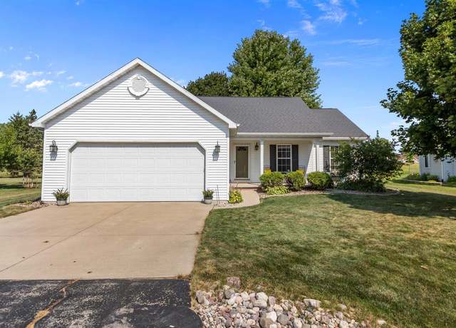 Property at 3125 N Sunridge Dr, Appleton, WI 54914, 4 beds, 3 baths