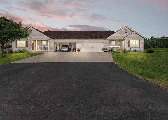 Property at N5983 Westview Dr, Fond Du Lac, WI 54937, 2 beds, 2.5 baths