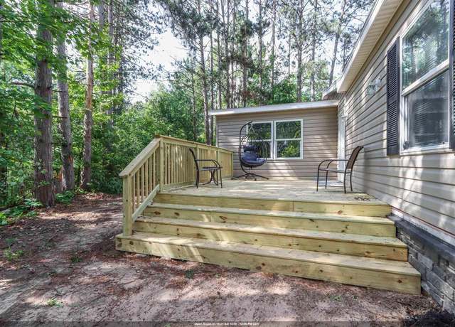 Property at N1391 Mcallister Rd, Waupaca, WI 54981, 3 beds, 2 baths