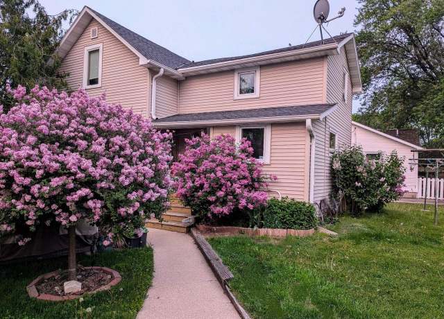 Property at 657 Reid St, De Pere, WI 54115, 3 beds, 1 bath