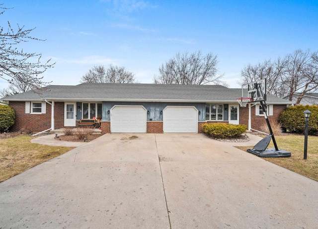 Property at 2467 Bluestone Pl, Green Bay, WI 54311, 4 beds, 2 baths