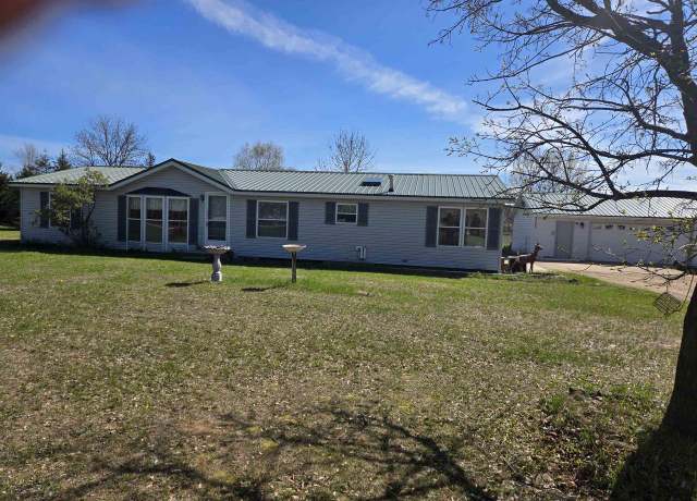 Property at 3550 Behnke Rd, Weyauwega, WI 54983, 3 beds, 2 baths
