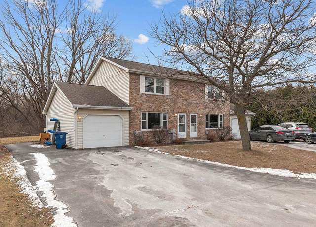 Property at 2391 Witzel Ave, Oshkosh, WI 54904, 4 beds, 2.5 baths