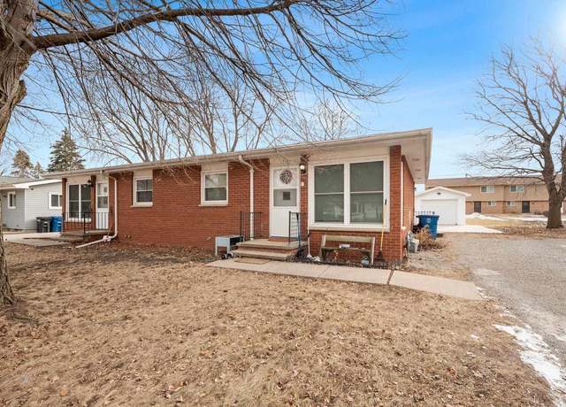 Property at 717 W Gruenwald Ave, Oshkosh, WI 54901, 4 beds, 2 baths