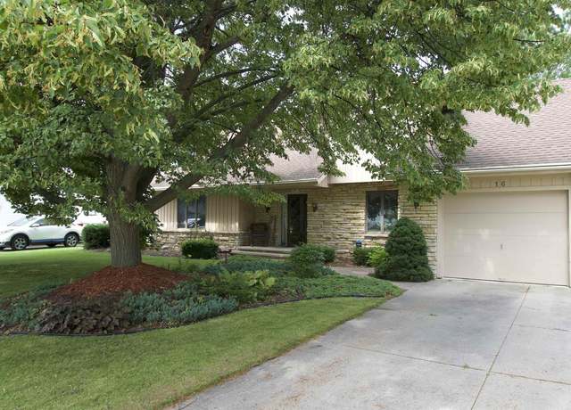 Property at 16 Greves Ct, Appleton, WI 54914, 3 beds, 2.5 baths