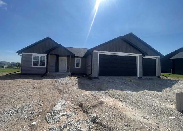 Property at 3400 Beckett Ln, Kaukauna, WI 54130, 3 beds, 2 baths