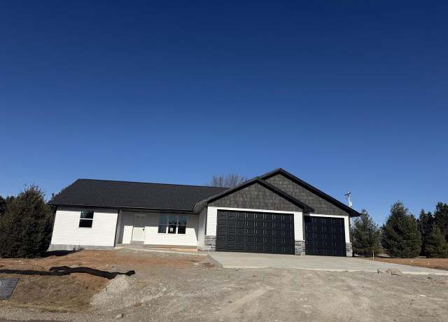 Property at 4920 Thornbury Ct, Winchester, WI 54947, 3 beds, 2 baths