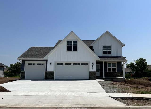 Property at 1450 Crossroads Dr, De Pere, WI 54115, 4 beds, 2.5 baths