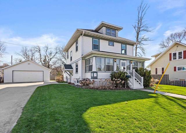 Property at 1016 Doty St, Green Bay, WI 54301, 4 beds, 2 baths