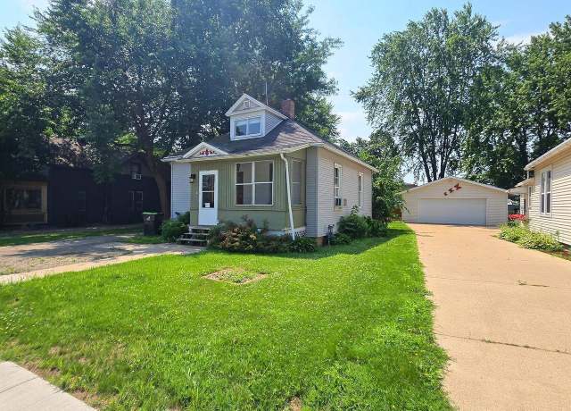 Property at 927 Butler Ave, Winnebago, WI 54958, 2 beds, 1 bath