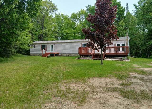 Property at W3510 Renikow Rd, Wausaukee, WI 54177, 2 beds, 1.5 baths