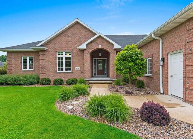 Property at 3234 W Twin Pines Ct, Green Bay, WI 54311, 4 beds, 3.5 baths
