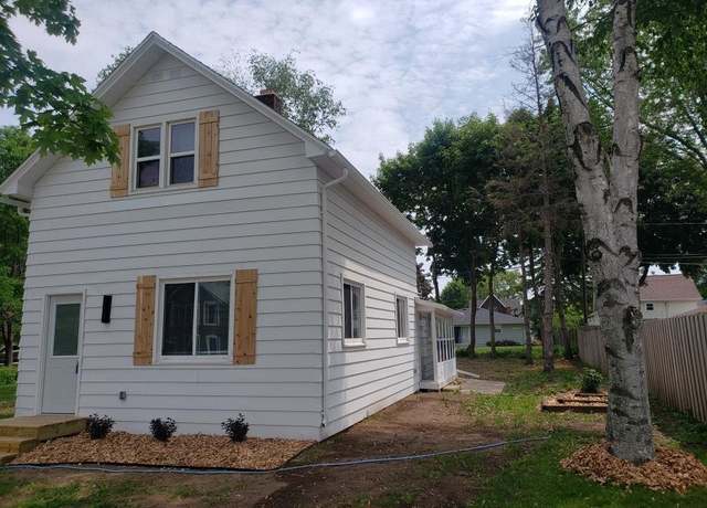 Property at 114 N Erie St, De Pere, WI 54115, 3 beds, 1.5 baths