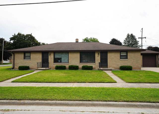 Property at 441 Huth St, Green Bay, WI 54302, 4 beds, 2 baths