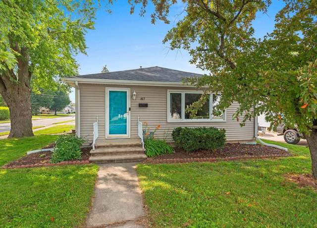Property at 817 Marshall Ave, Green Bay, WI 54303, 3 beds, 1 bath