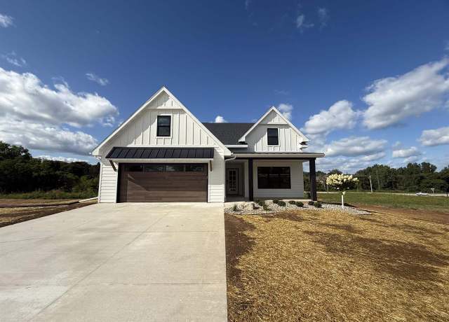 Property at 541 Security Blvd, Green Bay, WI 54313, 2 beds, 2.5 baths