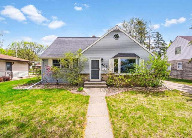 Property at 409 S Matthew St, Kimberly, WI 54136, 5 beds, 2 baths