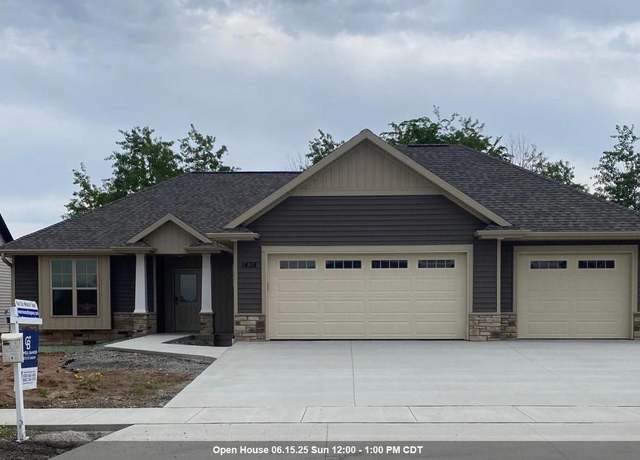 Property at 1438 Crossroads Dr, De Pere, WI 54115, 4 beds, 3.5 baths