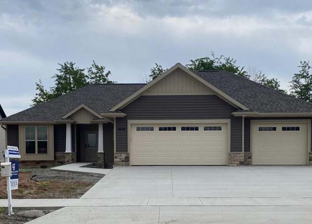 Property at 1438 Crossroads Dr, De Pere, WI 54115, 4 beds, 3.5 baths