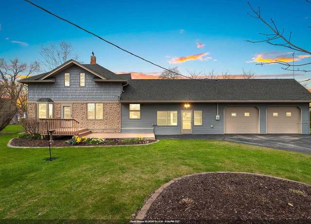 Property at 8640 County Hwy C, Sturgeon Bay, WI 54235, 3 beds, 3 baths