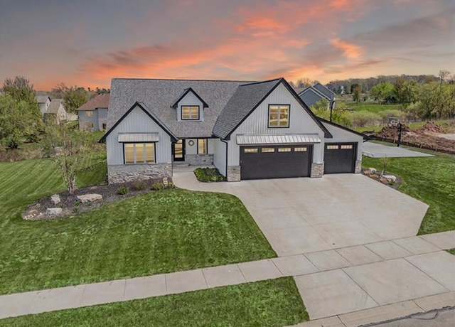 Property at 5134 Achates Ct, De Pere, WI 54115, 5 beds, 4.5 baths