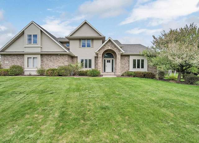 Property at 1584 Ravine Dr, Green Bay, WI 54313, 4 beds, 2.5 baths