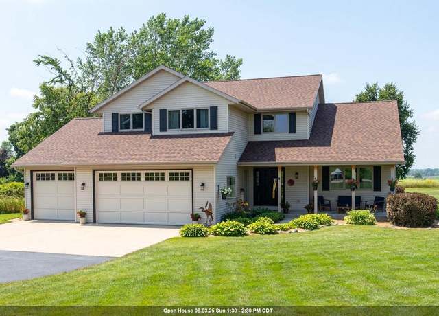 Property at 4001 Marquart Ln, Omro, WI 54963, 3 beds, 2.5 baths