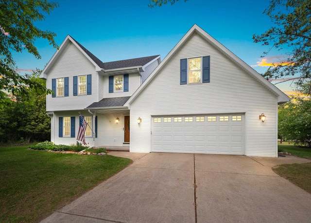 Property at 4404 Pittco Rd, Green Bay, WI 54313, 3 beds, 2.5 baths