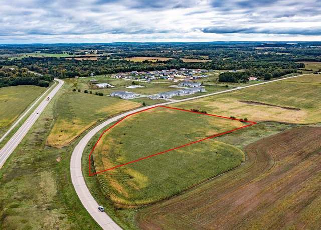 Property at Commercial Dr, Waupaca, WI 54981