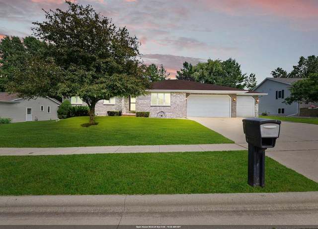 Property at 353 Oakview Cir, Oakfield, WI 53065, 3 beds, 2 baths