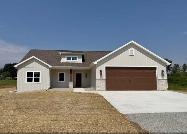 Property at N1737 Red Cardinal Dr, Greenville, WI 54942, 3 beds, 2 baths