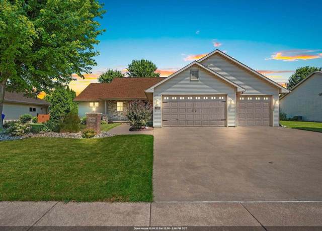 Property at 2450 Manchester Dr, Kaukauna, WI 54130, 4 beds, 3.5 baths
