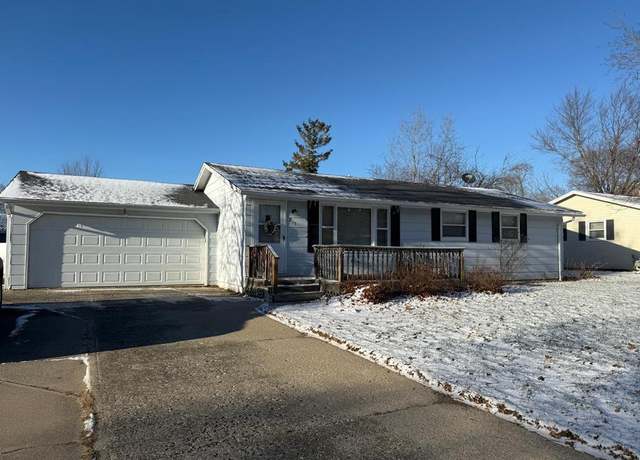 Property at 215 N 15th Dr, Sturgeon Bay, WI 54235, 3 beds, 1 bath