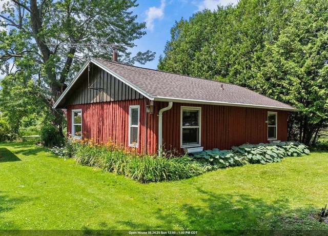 Property at 7829 Cutoff Ln, Larsen, WI 54947, 2 beds, 1 bath